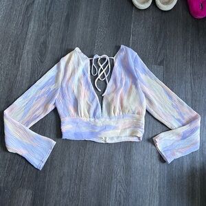 Vestique work of art top